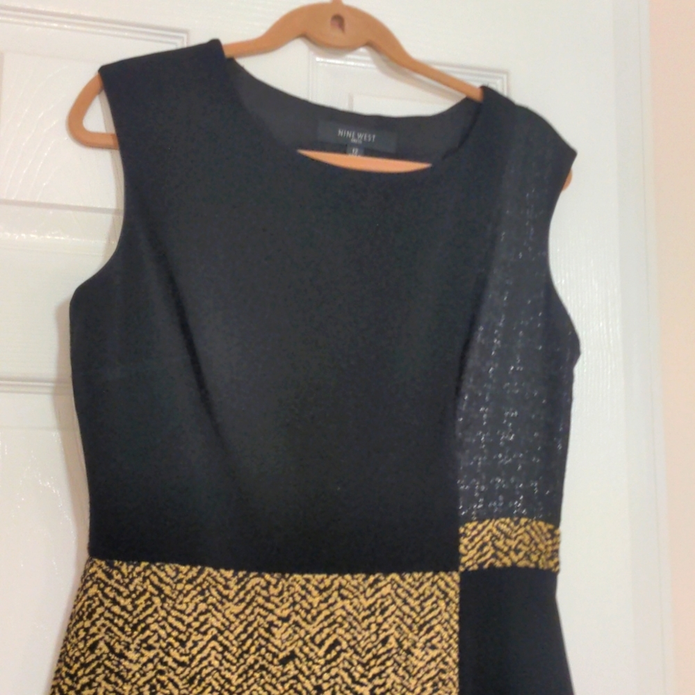 Nine West Festive Black/Gold Dress, Size 12